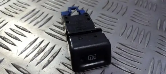 Nissan Maxima Windscreen/window heater switch 06016