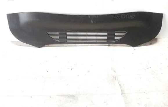 Engine bonnet/hood lock trim molding