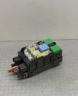 Citroen C4 II Fuse module 9665492680 20110717 018014781
