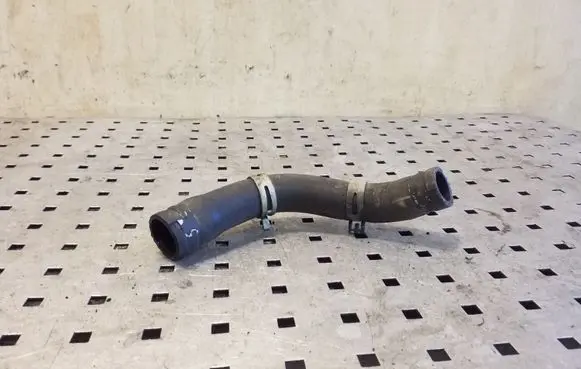 Ford Mondeo MK IV Engine coolant pipe/hose