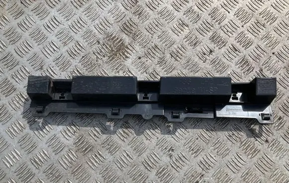 BMW 4 F36 Gran coupe Sill supporting ledge 7320205