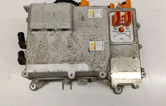 Polestar 2 Voltage converter inverter 32335134