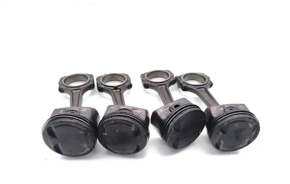 Opel Corsa D Piston with connecting rod A12XER