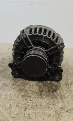 Volkswagen PASSAT B6 Generator/alternator 06F903023F 0124525091