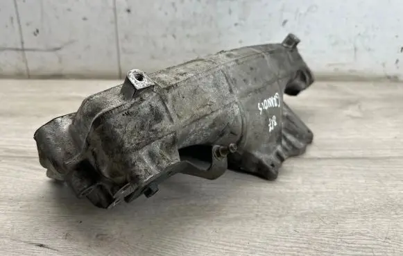 Mitsubishi Grandis Intake manifold 03G129713