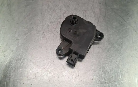Chrysler Sebring (ST-22 - JR) Air flap motor/actuator 04885465AA 58024E 2421B14333