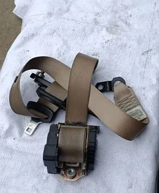 BMW X5 E53 Front seatbelt S2825897210 00043594
