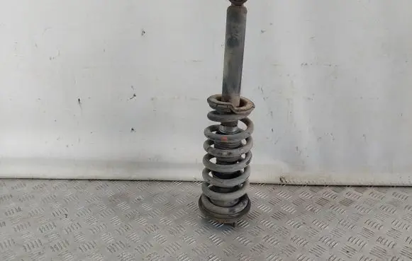 Mitsubishi Pajero Front shock absorber/damper MR554292 341251