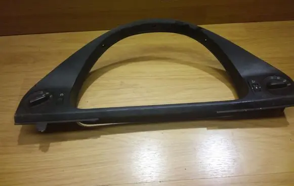 BMW 5 E39 Dashboard center trim panel 8159735