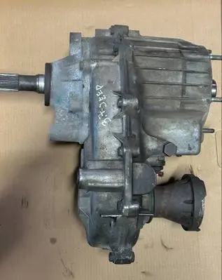 Jeep Cherokee KJ Gearbox transfer box case 178101807 AJ248760 P52111022AC