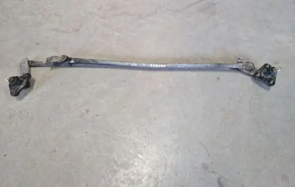 Nissan Patrol Y61 Front wiper linkage and motor