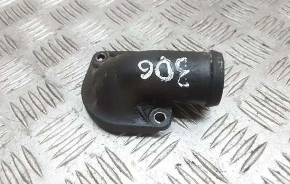 Volvo S70 V70 V70 XC Engine coolant pipe/hose 074121121