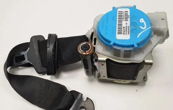Mercedes-Benz B W246 W242 Front seatbelt A2468600000