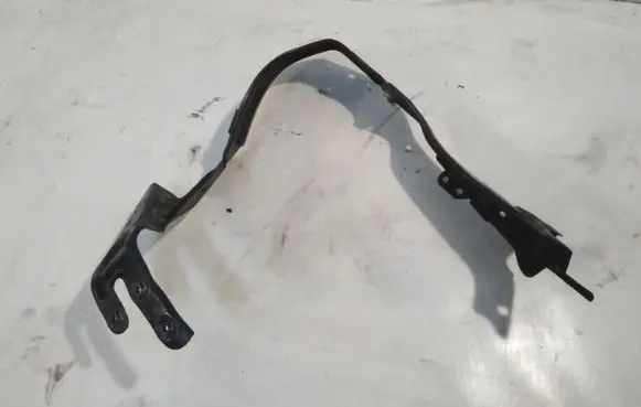 Mercedes-Benz C W203 Side radiator support slam panel 