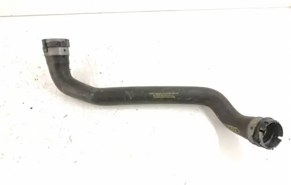 Mercedes-Benz E W238 Engine coolant pipe/hose 2135010182 A2135010182