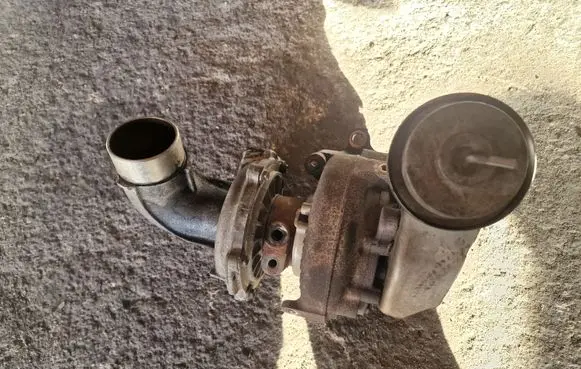 Toyota Avensis T250 Turbo