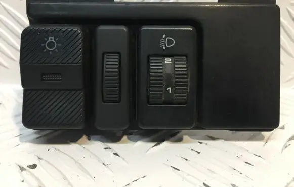 Volkswagen Transporter - Caravelle T4 Headlight level height control switch 701858099