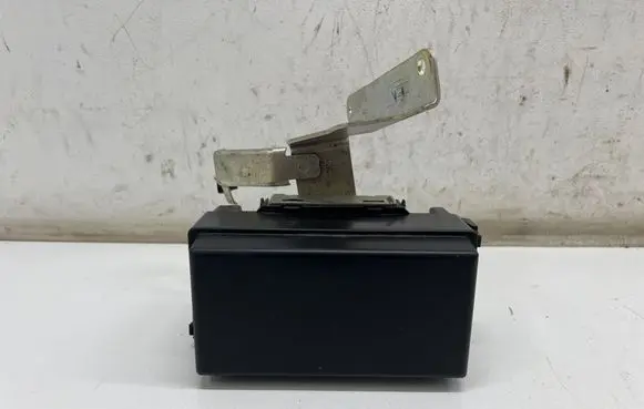Nissan X-Trail T33 Fuse module