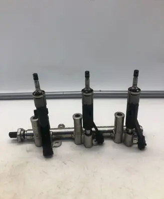 Opel Mokka B Fuel injectors set 981135388