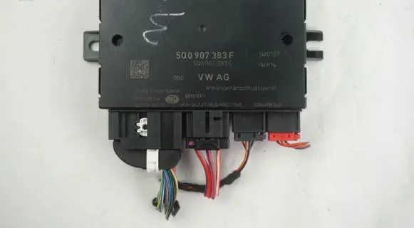 Volkswagen e-Golf Tow bar trailer control unit/module 5Q0907383F
