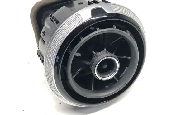 Audi A3 S3 8V Rear air vent grill 8V0820901C
