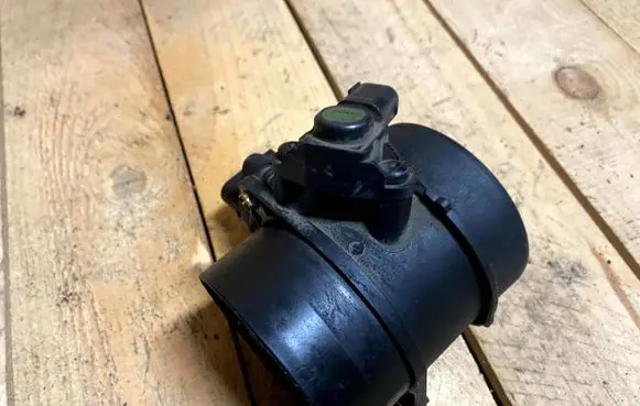Mercedes-Benz C W203 Mass air flow meter a6460940048 6460940048