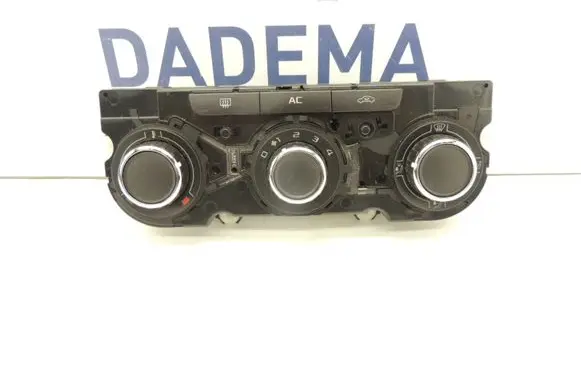 Skoda Octavia Mk2 (1Z) Climate control unit 3T0820047AF DS23