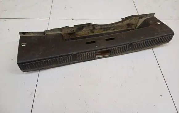 Other trunk/boot trim element