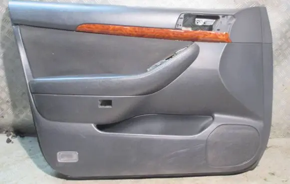 Toyota Avensis T250 Sliding door card 
