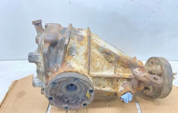 Mercedes-Benz 190 W201 Rear differential 2013501064 2013512101 RATIO323