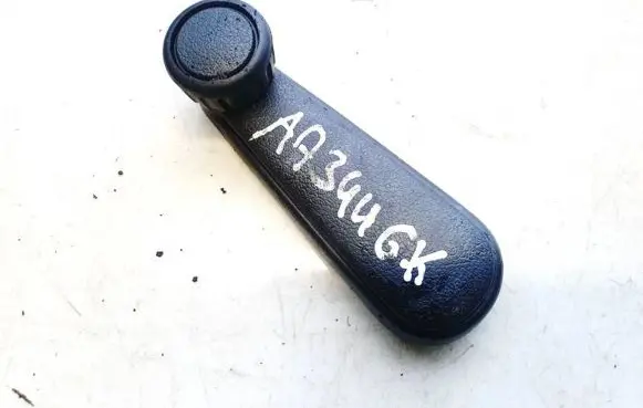 Volkswagen Jetta II Front door window winding handle 191837579