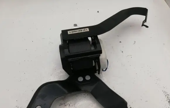Honda CR-V Middle seatbelt (rear) A82480SWWG0Y