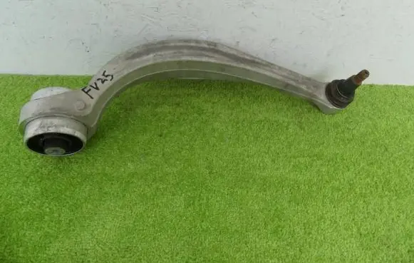 Audi Q7 4M Front lower control arm/wishbone 4M0407695D