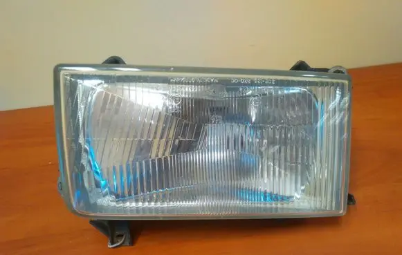 Volkswagen Transporter - Caravelle T4 Headlight/headlamp