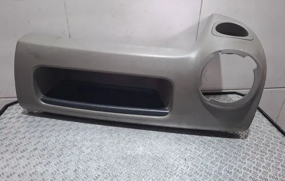 Renault Trafic III (X82) Panel trim 683107829R