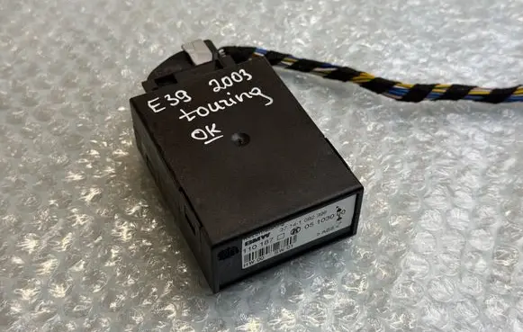 BMW 5 E39 Suspension control unit/module 1092396 37141092396 110187
