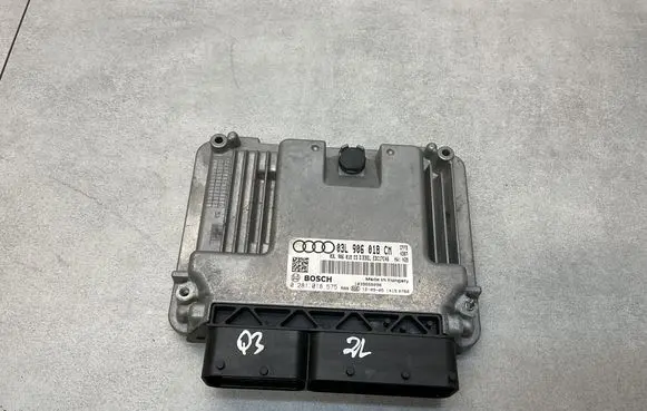 Audi Q3 8U Engine control unit/module 03L906018CM