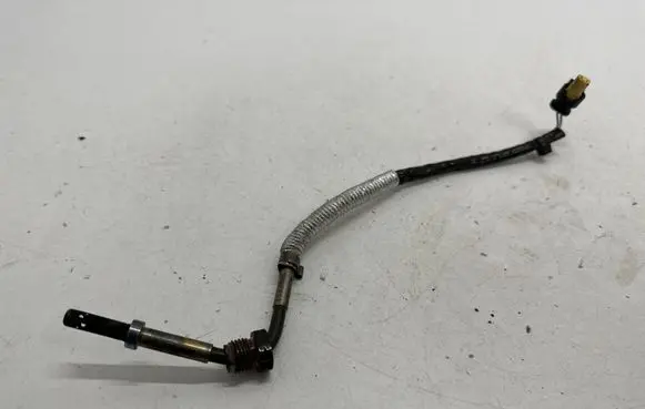 Mercedes-Benz CLS C218 X218 Exhaust gas temperature sensor A0081533728