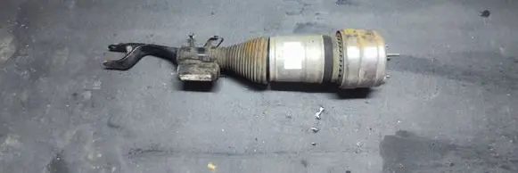 Mercedes-Benz GLC X253 C253 Air suspension front shock absorber A2533204400