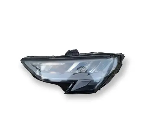 Audi A3 8Y Headlight/headlamp 8Y0941011