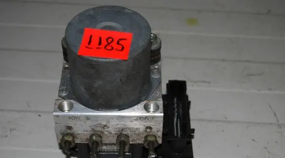 Ford Mondeo MK IV ABS Pump 0265231853 5S612M110AB