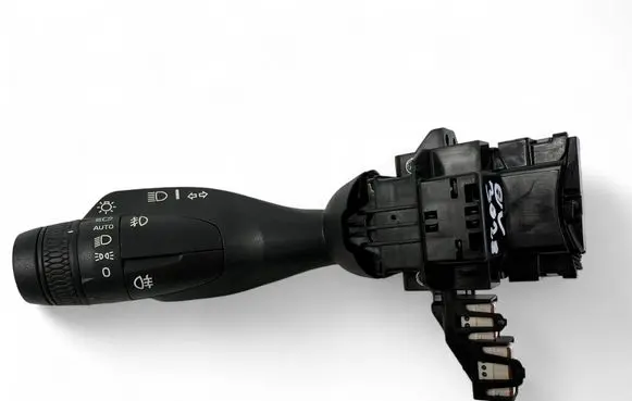 Volvo XC60 Indicator stalk 31674102