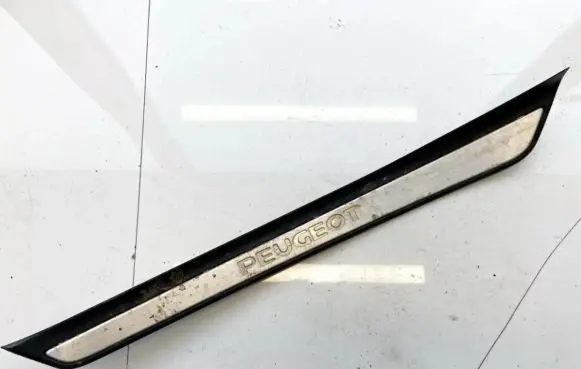 Peugeot 607 Rear sill trim cover 9629149477