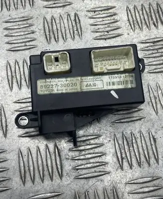 Lexus IS 220D-250-350 Power steering control unit/module 8922730020 17581210220