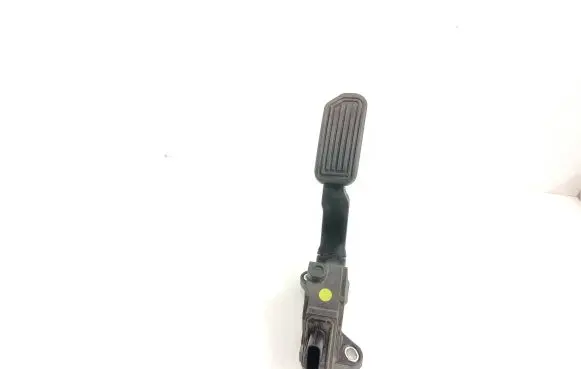 Toyota RAV 4 (XA40) Accelerator throttle pedal 781100W040 18032C 20317344704