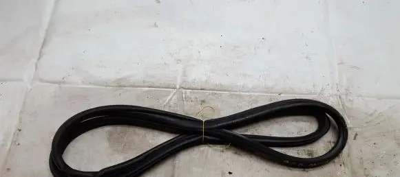 Mazda 2 Rubber seal rear door 