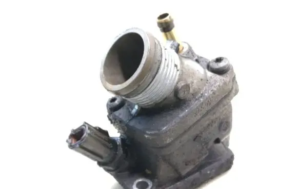 Thermostat/thermostat housing