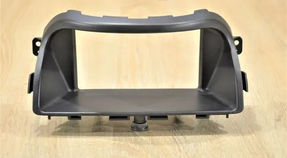 Radio/GPS head unit trim