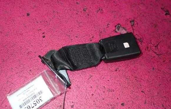 Fiat Bravo Front seatbelt buckle 34018403