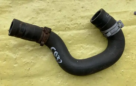 Mercedes-Benz C AMG W204 Engine coolant pipe/hose A2048300496